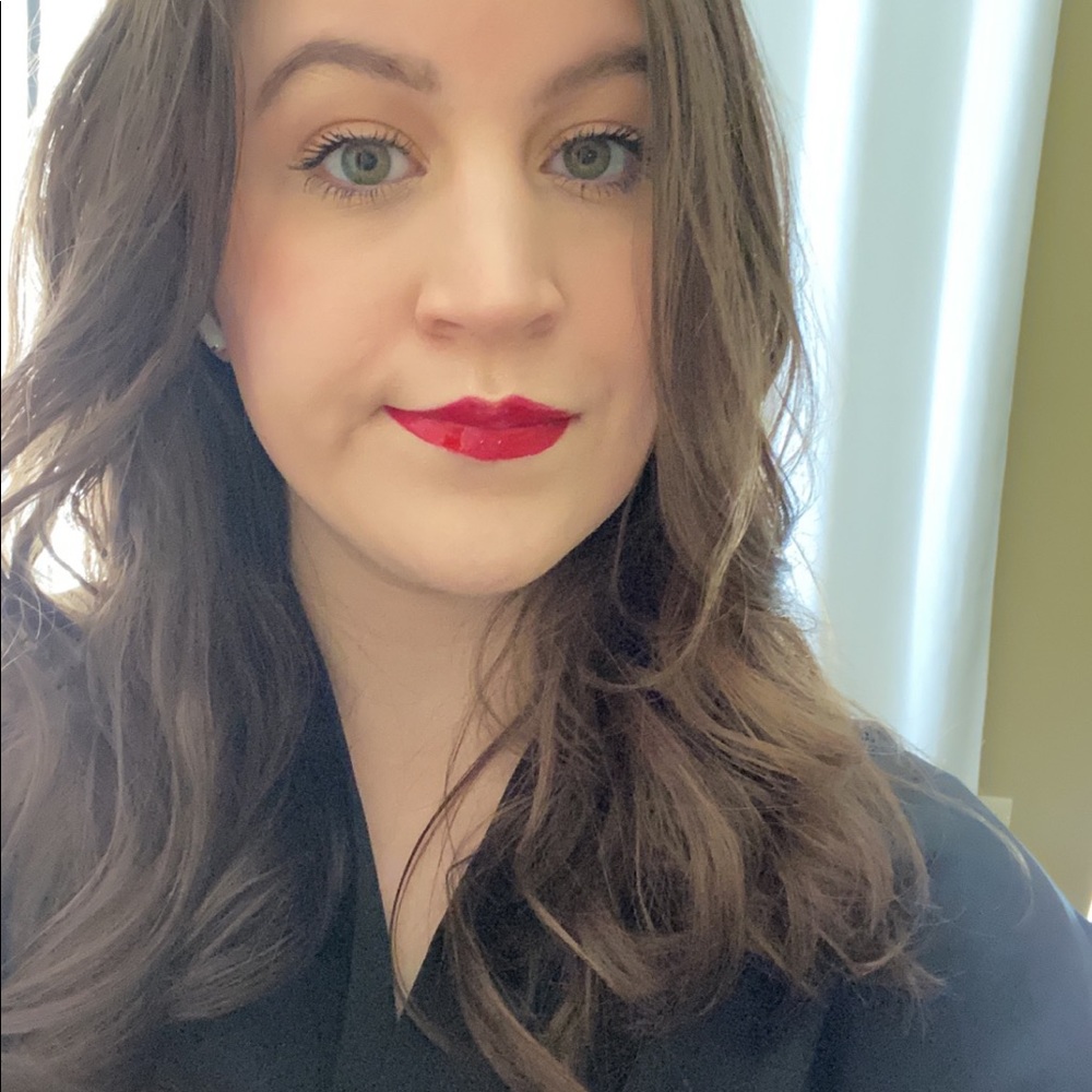 Meet your Posher, Hayley